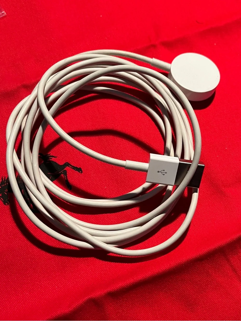 Apple genuine magnetic